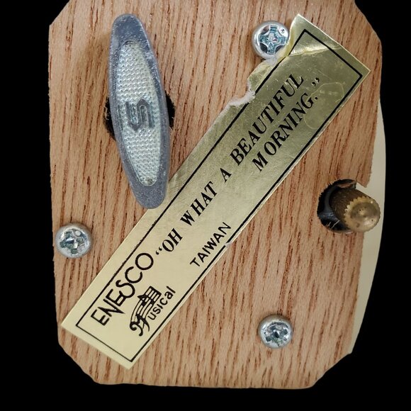 Enesco Bunny Rabbit Wind Up Figurine Musical Oh What a Beautiful Morning Taiwan - Picture 8 of 10